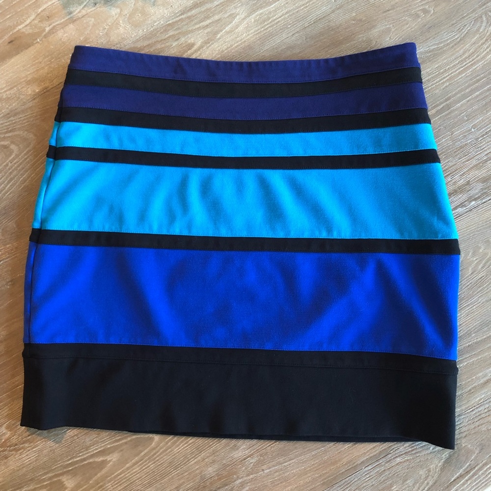 Express bandage skirt in blue & black stripes sz 12